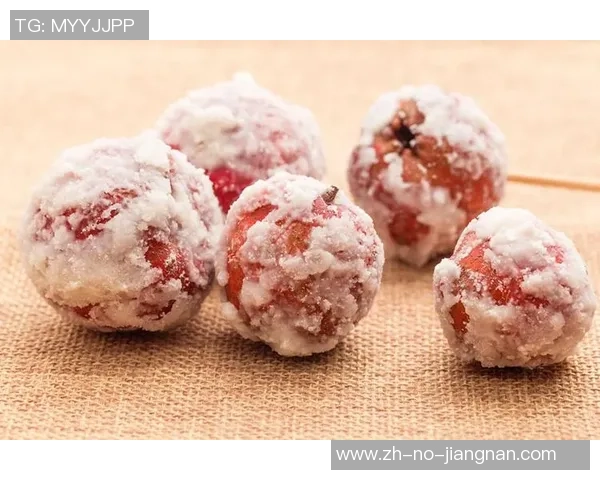 足球糖的美味瞬间与精彩图片分享让你爱上这款甜蜜的运动零食